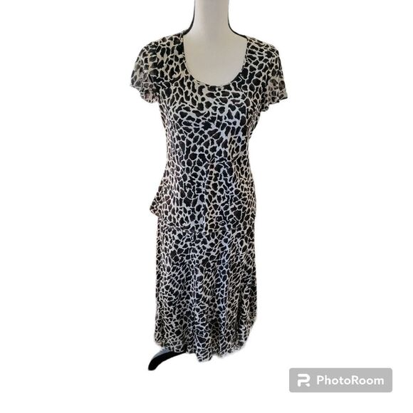 Jones New York 100% Silk Animal Print Skirt and Top. - Picture 1 of 13